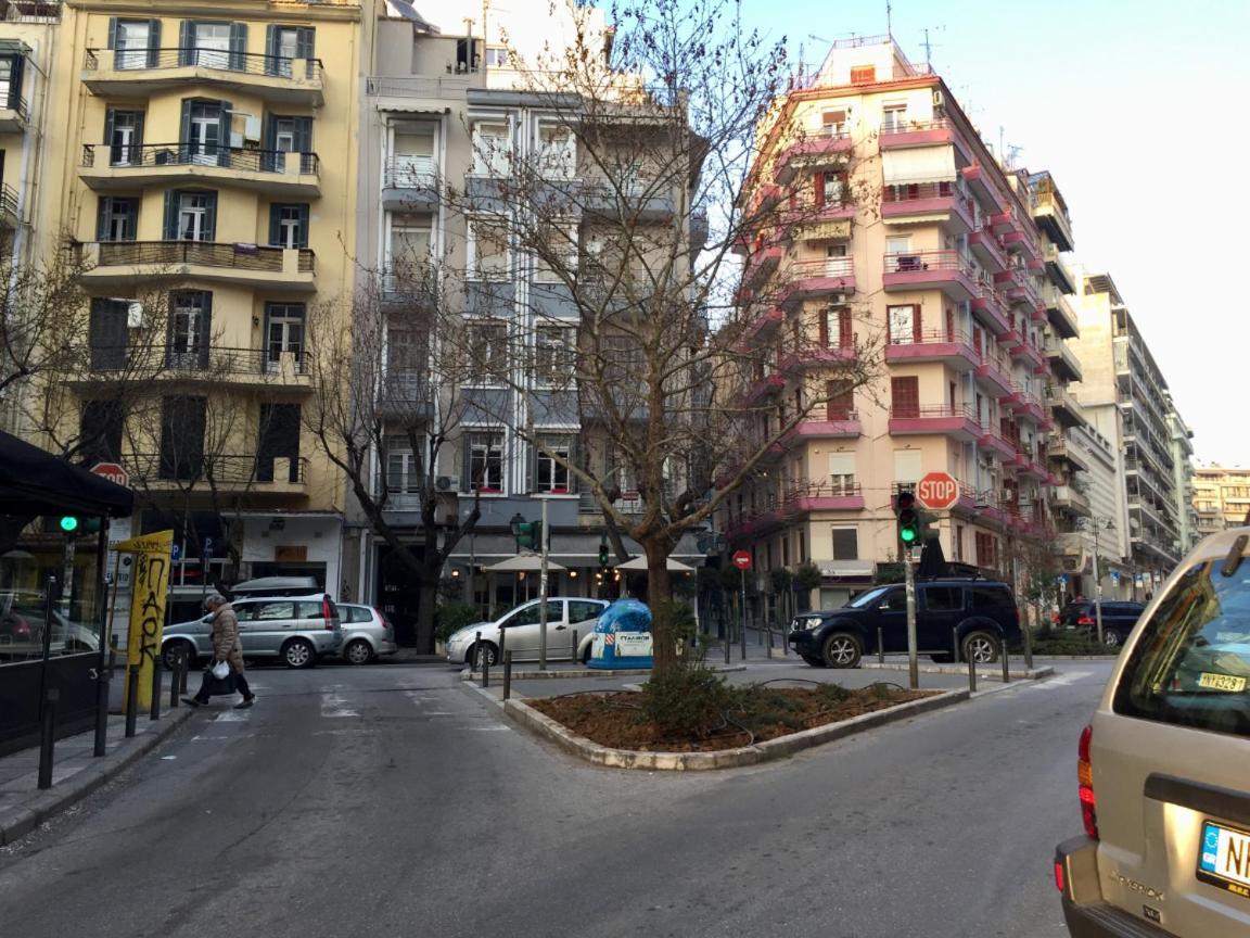 Blue City Center Boutique Apartment Thessaloniki Buitenkant foto